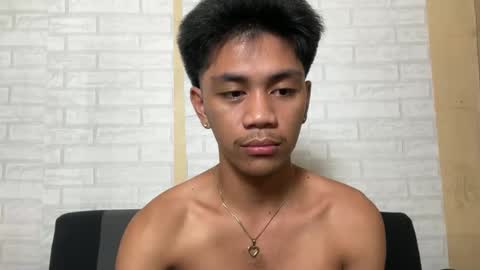 Snapshot of urpinoynaughty chatting on 11.03.25 urpinoynaughty online show from 11.03.25