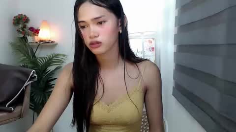ursandra_xx online show from 11.21.25