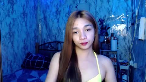 Snapshot of ursexytrans_cum chatting on 01.18.25 Yhana online show from 01.18.25