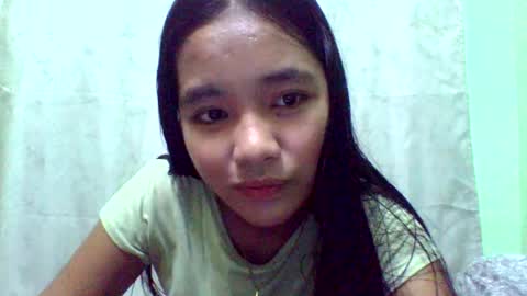 Snapshot of urskinnygirl4u18 chatting on 03.04.25 Urskinnygirl4u18 - ROSE ROOM online show from 03.04.25