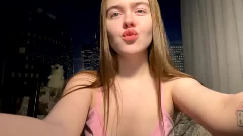 Snapshot of ursoulandheart chatting on 02.28.25 Hannah online show from 02.28.25