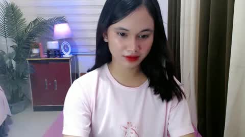 Snapshot of ursweet_athisa18 chatting on 12.02.25 Athisa online show from 12.02.25