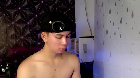 Snapshot of ursweet_jade chatting on 10.28.25 ursweet_jade online show from 10.28.25