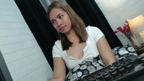 ursweetgirlthea online show from 04.10.26