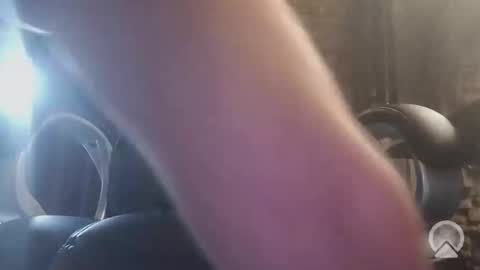 urukai79 online show from 11.25.25