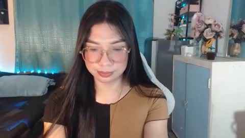 Ashley Kate Mateo Gray online show from 03.24.26