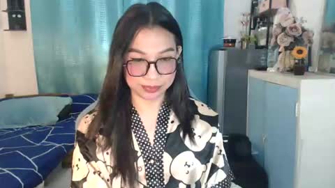 Ashley Kate Mateo Gray online show from 06.26.26