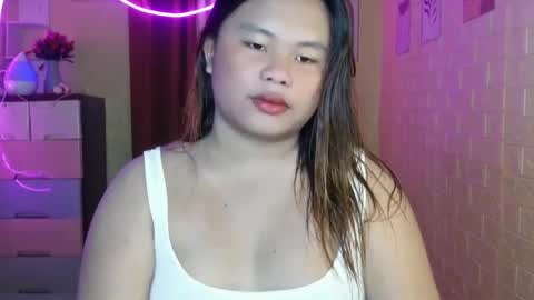 Bella Miles Olivia online show from 01.24.25