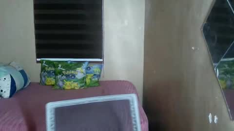 Bella Miles Olivia online show from 05.26.26