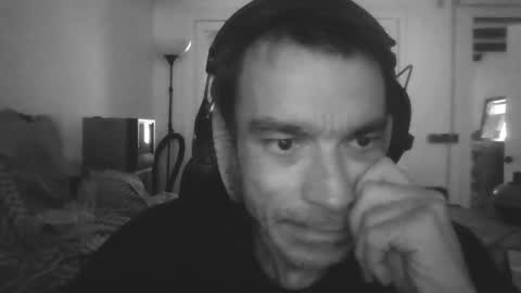 Snapshot of uthonn chatting on 03.23.26 uthonn online show from 03.23.26