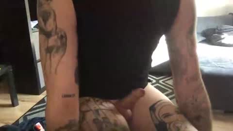 Snapshot of uwantitno chatting on 03.05.25 uwantitno online show from 03.05.25