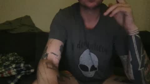 Snapshot of uwantitno chatting on 09.28.25 uwantitno online show from 09.28.25