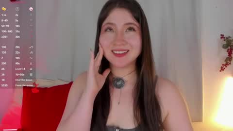 Snapshot of uwumary chatting on 06.12.26 Mary online show from 06.12.26