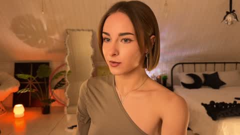 Snapshot of uwunikaa chatting on 11.15.25 Anika On vacation online show from 11.15.25