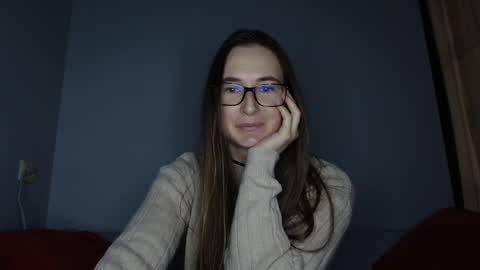 Snapshot of va_len_sea_ya chatting on 12.27.24 Valensiya online show from 12.27.24