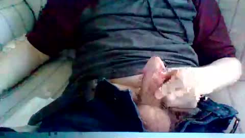 Snapshot of vafallschurch chatting on 01.28.25 VA Falls Church online show from 01.28.25