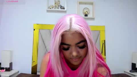 vahioleth  online show from 11.26.25