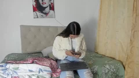 Vahiolet smith online show from 09.19.25