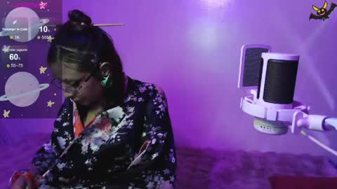 Vainilla Independent model online show from 04.23.26