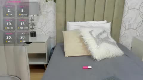 Vaiolet  online show from 12.21.24