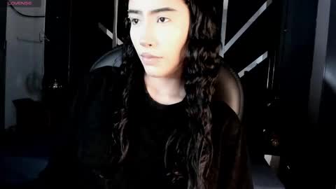 Vaioleth online show from 01.12.26