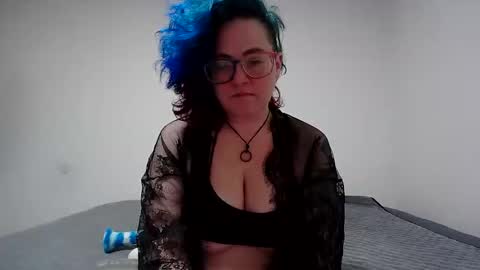 Snapshot of valarieak chatting on 03.26.26 valarieak online show from 03.26.26