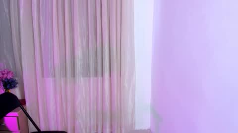 HI IM NEW online show from 10.02.25