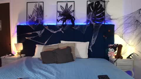 Tifanny  online show from 10.30.25