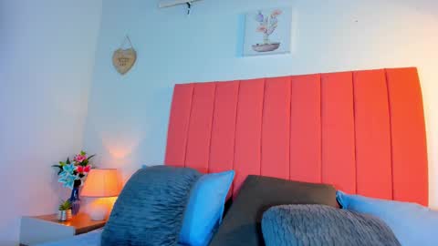 VALENTINA  3 online show from 10.20.25