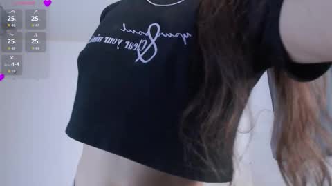 Snapshot of valen_thompson chatting on 03.17.26 IG-valen mendoza99 twitter valenthompson99 online show from 03.17.26