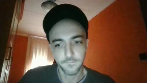 valenciano6666 online show from 10.28.25