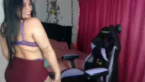 Snapshot of valenthina_96 chatting on 09.20.25 valenthina_96 online show from 09.20.25