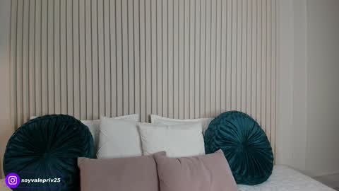 Valentina Torres online show from 12.22.25