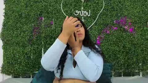 Valentina online show from 11.24.25