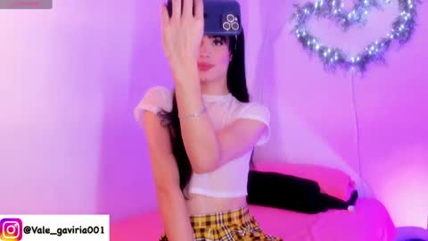 Snapshot of valentina_gaviria_ chatting on 01.14.25 VALENTINA GAVIRIA online show from 01.14.25