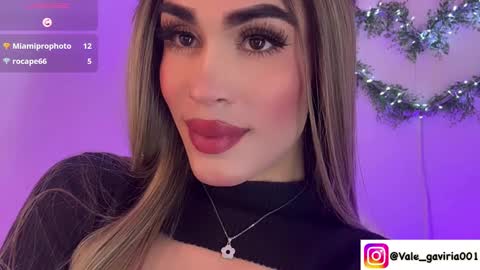 Snapshot of valentina_gaviria_ chatting on 01.28.25 VALENTINA GAVIRIA online show from 01.28.25