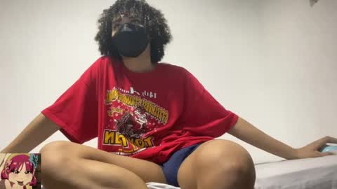 Snapshot of valentina_girald0 chatting on 04.06.26 Valentinaa online show from 04.06.26