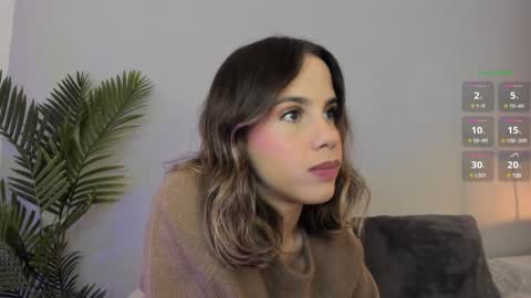 Snapshot of valentina_m17 chatting on 02.07.25 VALENTINA online show from 02.07.25