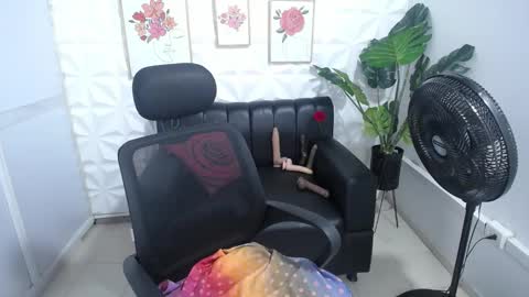 Valentina  online show from 02.15.25