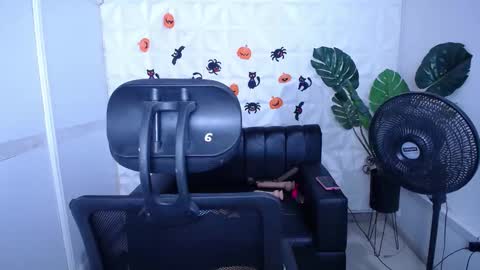 Valentina  online show from 10.01.25