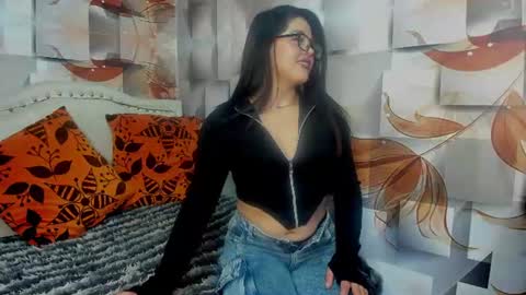 VALENTINA online show from 07.25.26
