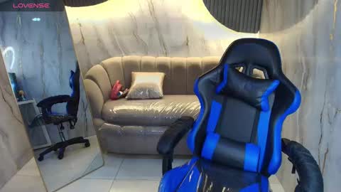 Valentina online show from 11.30.25