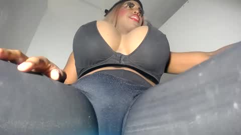 valentinabigcock23 online show from 01.20.25