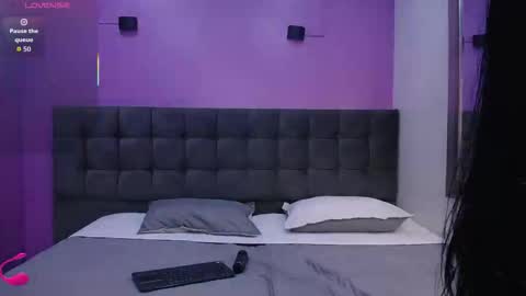 Snapshot of valentinajaramilloo chatting on 10.31.25 ValentinaJaramilloo online show from 10.31.25