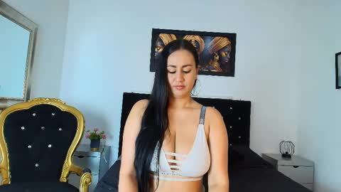 ValentinaJaramilloo online show from 06.05.26