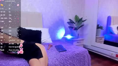 valentinarivers online show from 04.27.26