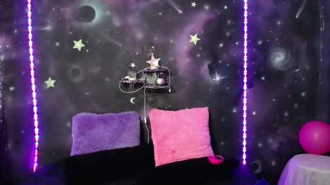 valentinarojass_ online show from 02.26.26