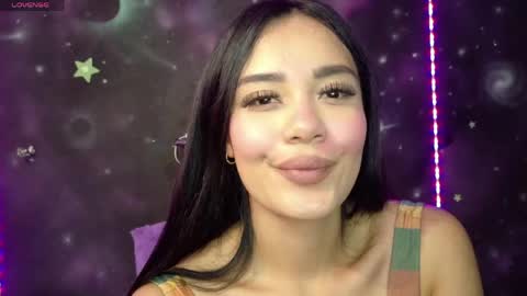 valentinarojass_ online show from 04.25.26