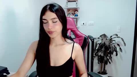 Valentina  online show from 11.07.25