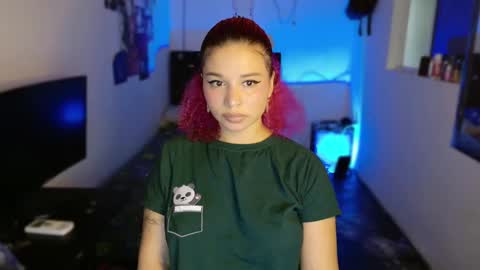 Snapshot of valentinna_5 chatting on 03.02.25 Danielle Please help me to reach 300 thumbs up online show from 03.02.25